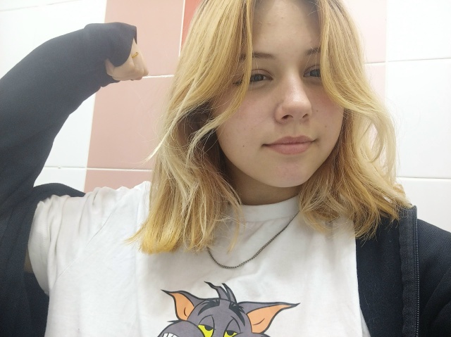 Аня