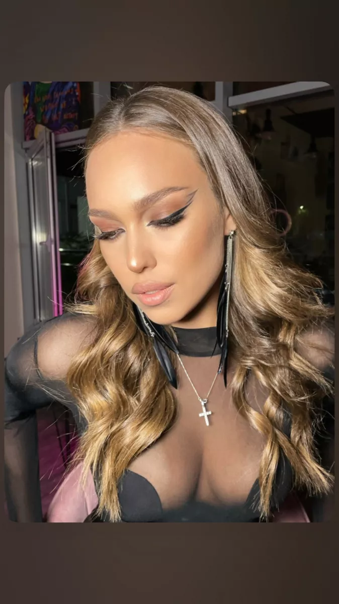 Анна